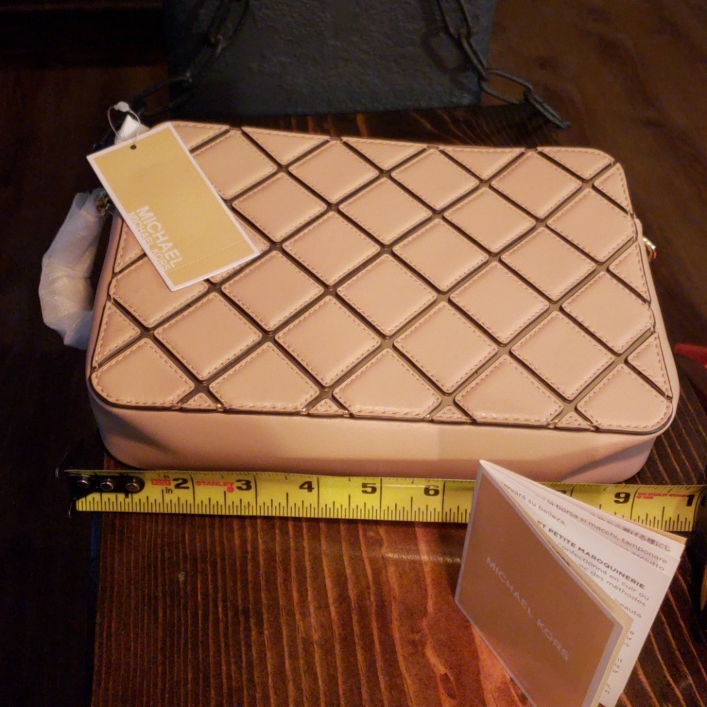 NWT Michael Kors Jet Set Travel Cross Body Purse - Picture 1 of 8